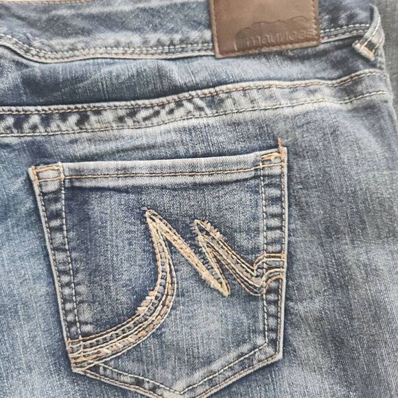 43 Maurices straight leg jeans - Picture 4 of 8